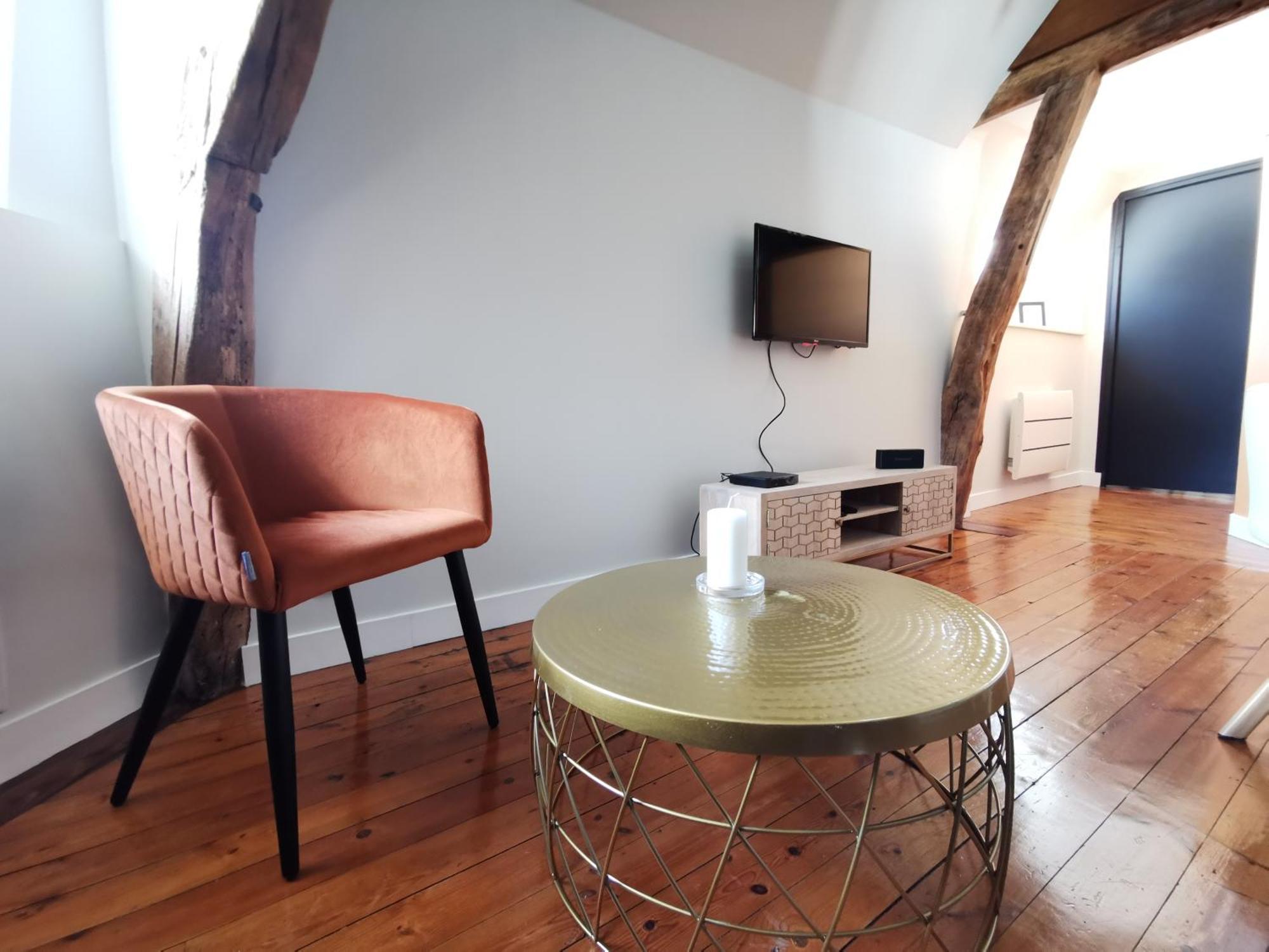 Le Gatsby - Duplex Art Deco Au Coeur De Blois Apartment Bagian luar foto
